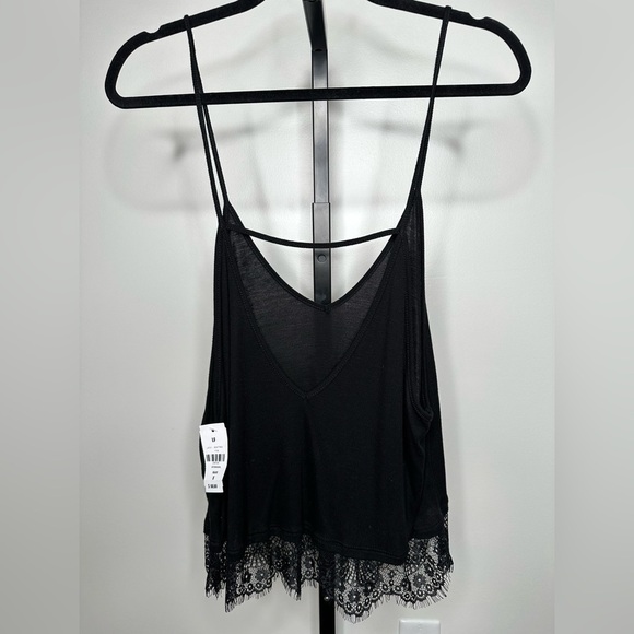 Emma & Sam LF Black Lace hem tank top - Picture 1 of 6